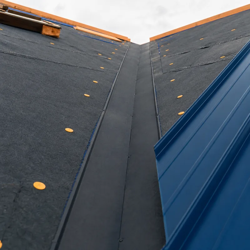 Roof valley underlayment and valley treatment with clean lines and correctly placed fasteners